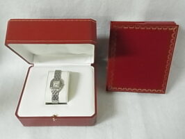 カルティエ（Cartier）パンテールSM SS W25033P5 止まり