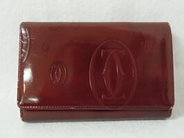 カルティエ（Cartier）L3000347ハッピーバースデーライン 二つ折り財布 ベタ剥がれ