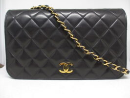 シャネル[CHANEL]ラムスキン マトラッセ チェーンショルダー