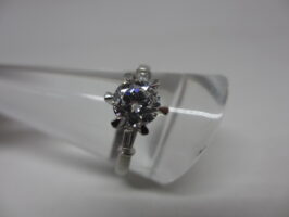 プラチナリング Pt900 ダイヤモンド1.04ct 鑑定書無し