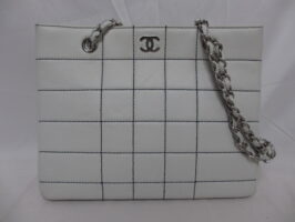 シャネル[CHANEL]ワイルドステッチチェーントート