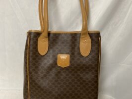 セリーヌ[CELINE]マカダム柄トートバッグ