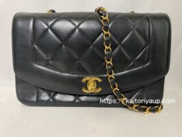 シャネル[CHANEL]ダイアナ ラムショルダーバッグ