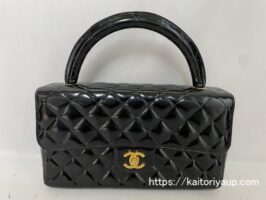 シャネル[CHANEL]パテントレザー マトラッセ ハンドバッグ