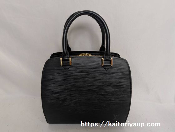 ブランド「ルイ・ヴィトン」商品名「ポンヌフ　ゴールド金具」型番「M52052」